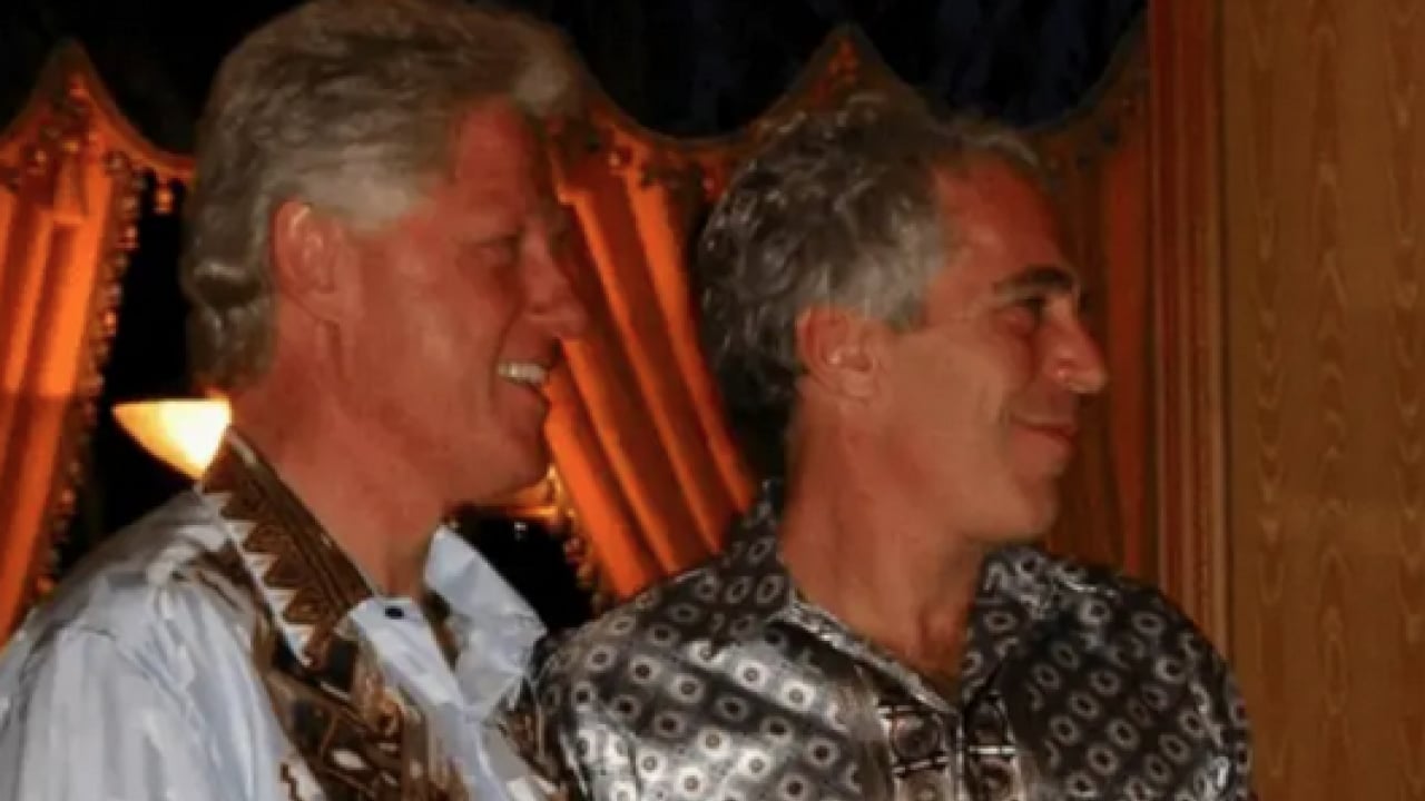 Foto - Epstein için skandal sözler Fransa'dan geldi! Dünya bu rezilliği konuşurken açıklamaya bak!