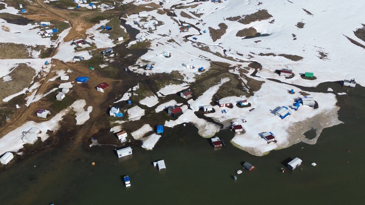 Foto - Erciyes eteklerinde şaşırtan manzara! Kuruyan göl yeniden doldu