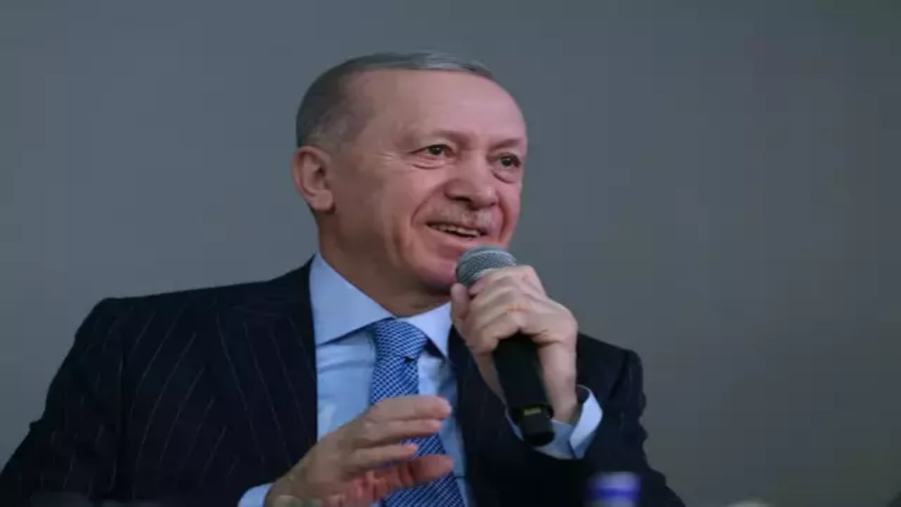 Foto - Erdoğan, Merkel’le olan ilginç anısını ilk defa anlattı: Birden şaşkın şaşkın bana bakıp gülmeye başladı