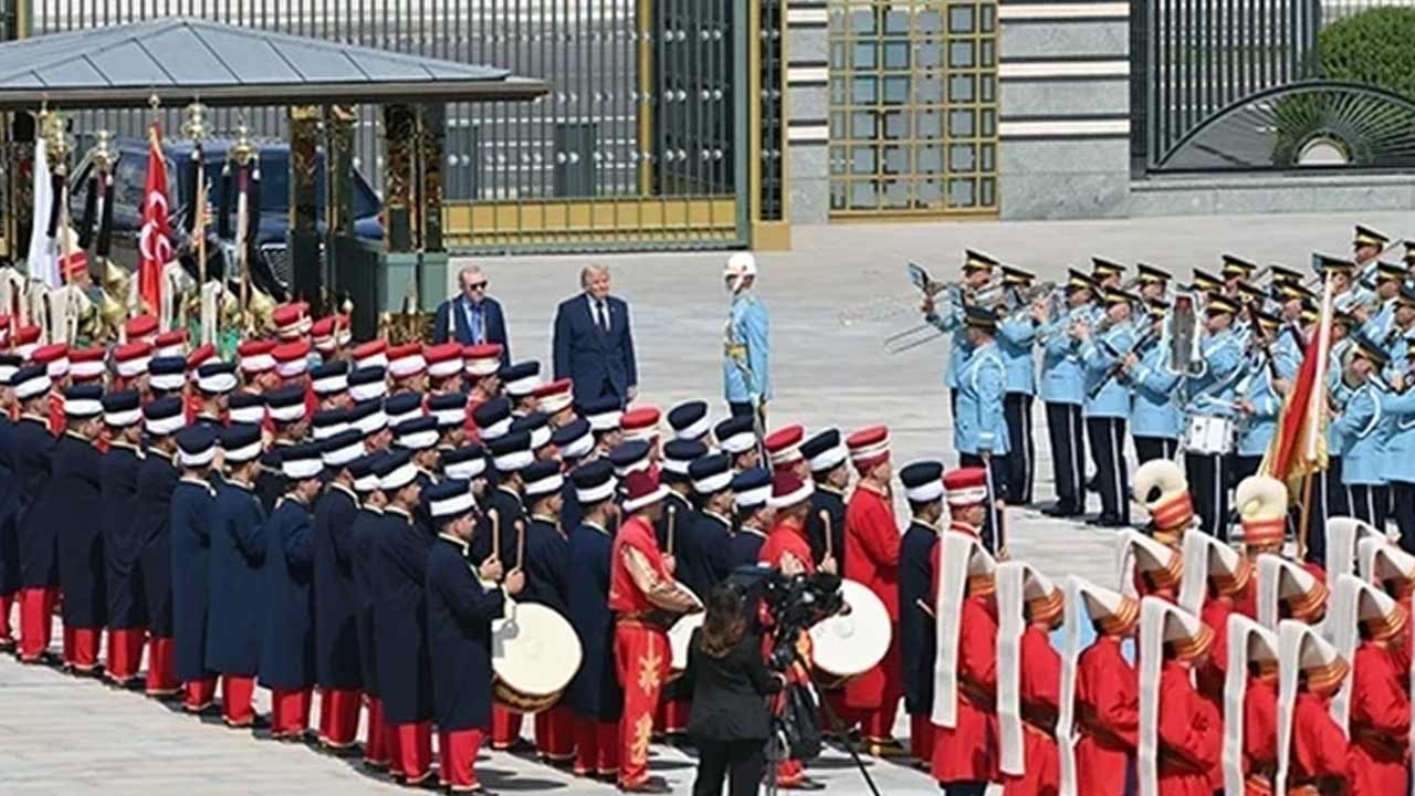 Foto - Erdoğan NATO liderlerini neden Mehter Marşı ile karşıladı? Erhan Afyoncu gözden kaçan detayları açıkladı!