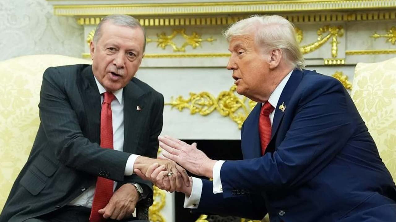 Foto - Erdoğan Trump’tan FETÖ’cülerin Türkiye’ye iadesini isteyecek