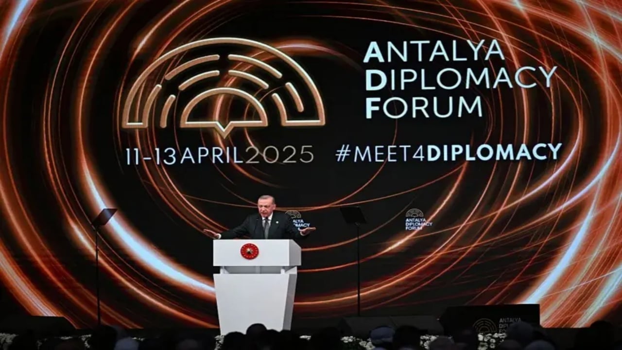 Foto - Erdoğan’dan ezber bozan diplomasi zaferi! Batı basını şaşkın: "Türkiye tek güç haline geldi"