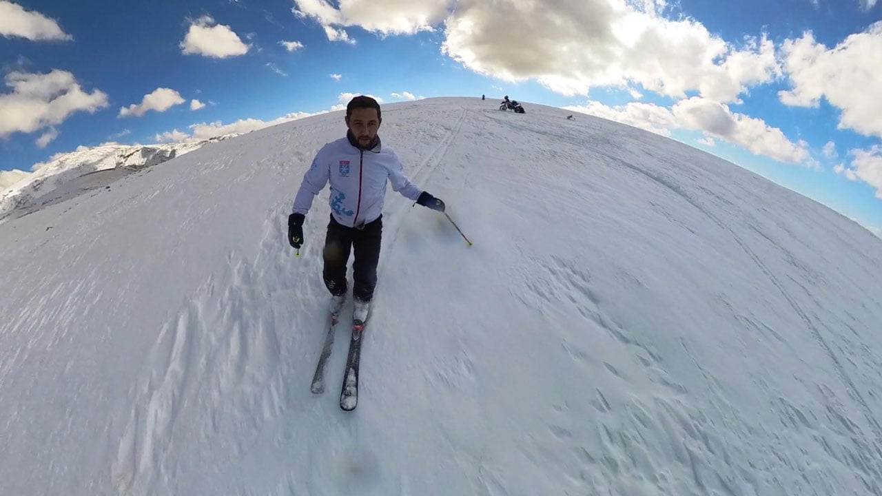 Foto - Ergan Dağı’nda sezon erken başladı! Motosikletle zirveye çıktılar