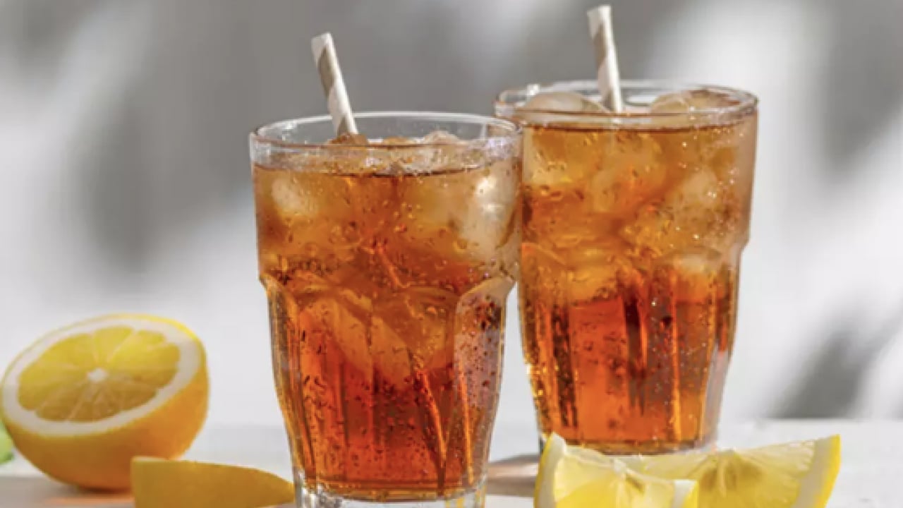 Foto - Ergenlik üstelik... Neredeyse her evde var ama riskli! Gençlerde kaygıyı artıran içecekler