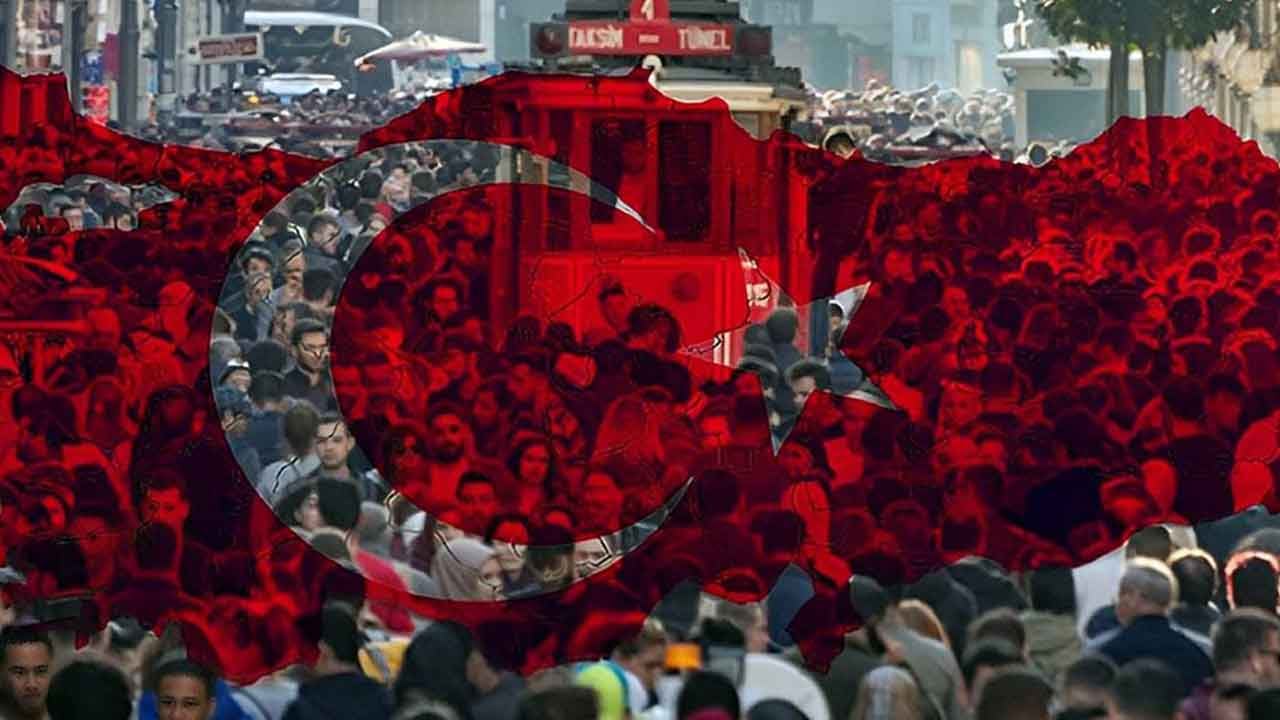 Foto - Erhan Afyoncu 'Türkiye için savaştan bile büyük tehdit' diyerek uyardı: Tarih sahnesinden silinebiliriz