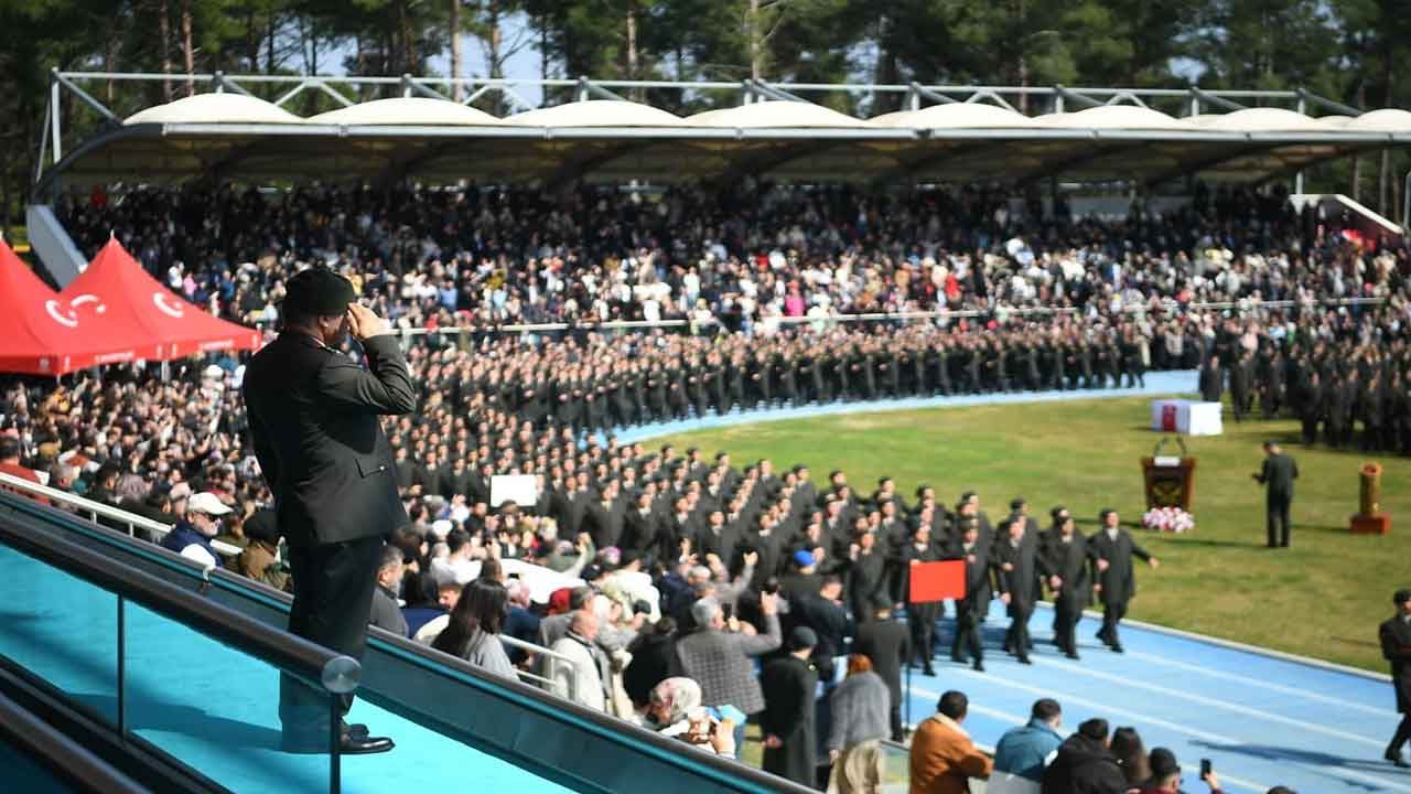Foto - Erhan Afyoncu Türkiye ile Yunanistan arasındaki kara astsubayı sayısını karşılaştırdı! Sonuç 'yok artık' dedirtti