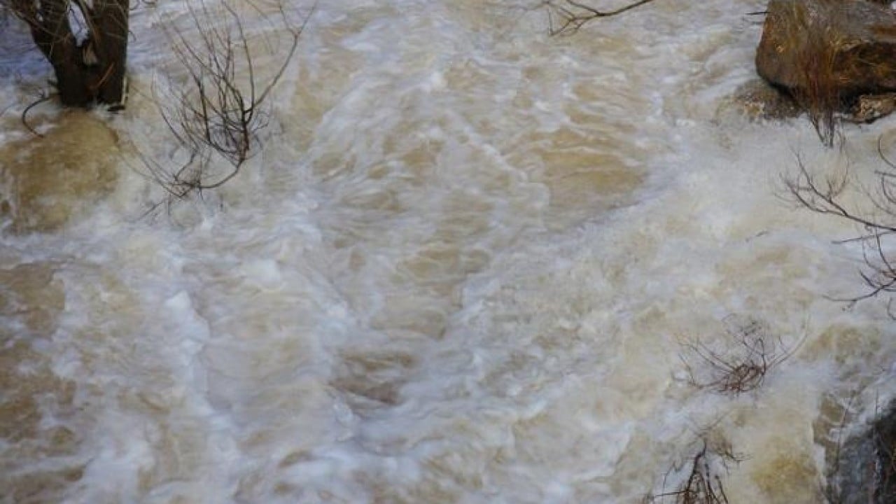 Foto - Eriyen kar suları Göksu Nehri'ni coşturdu