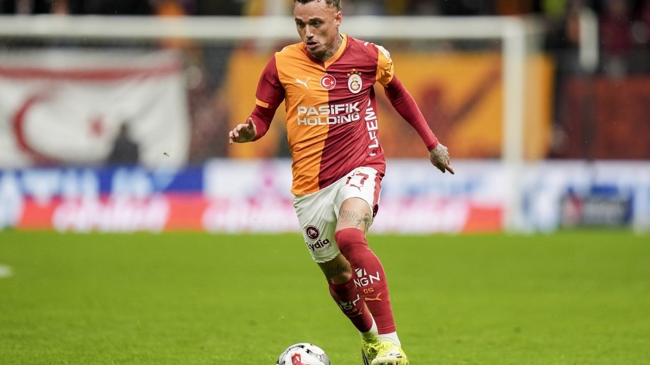 Foto - Ertem Şener şaştı kaldı: 'Sen ne zamandan beri Galatasaraylısın... Tankerle su mu içirdiler?' dedi...