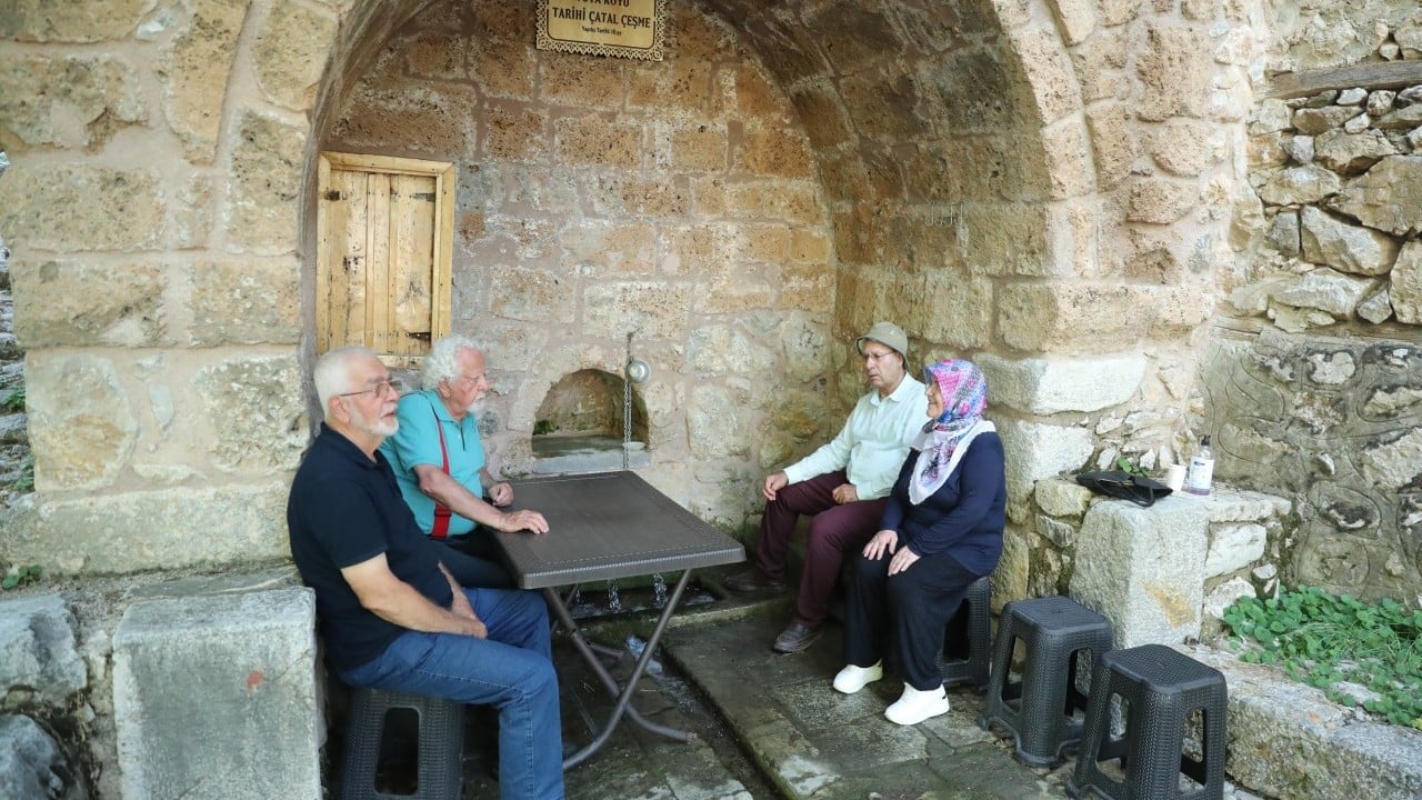 Foto - Erzincan'ın şirin köyü: Yıllar önce gelin geldiği köyü muhtar olarak turizmde öne çıkarmak istiyor