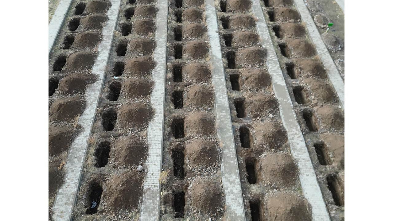 Erzurum’da kış öncesi çok sayıda mezar kazıldı