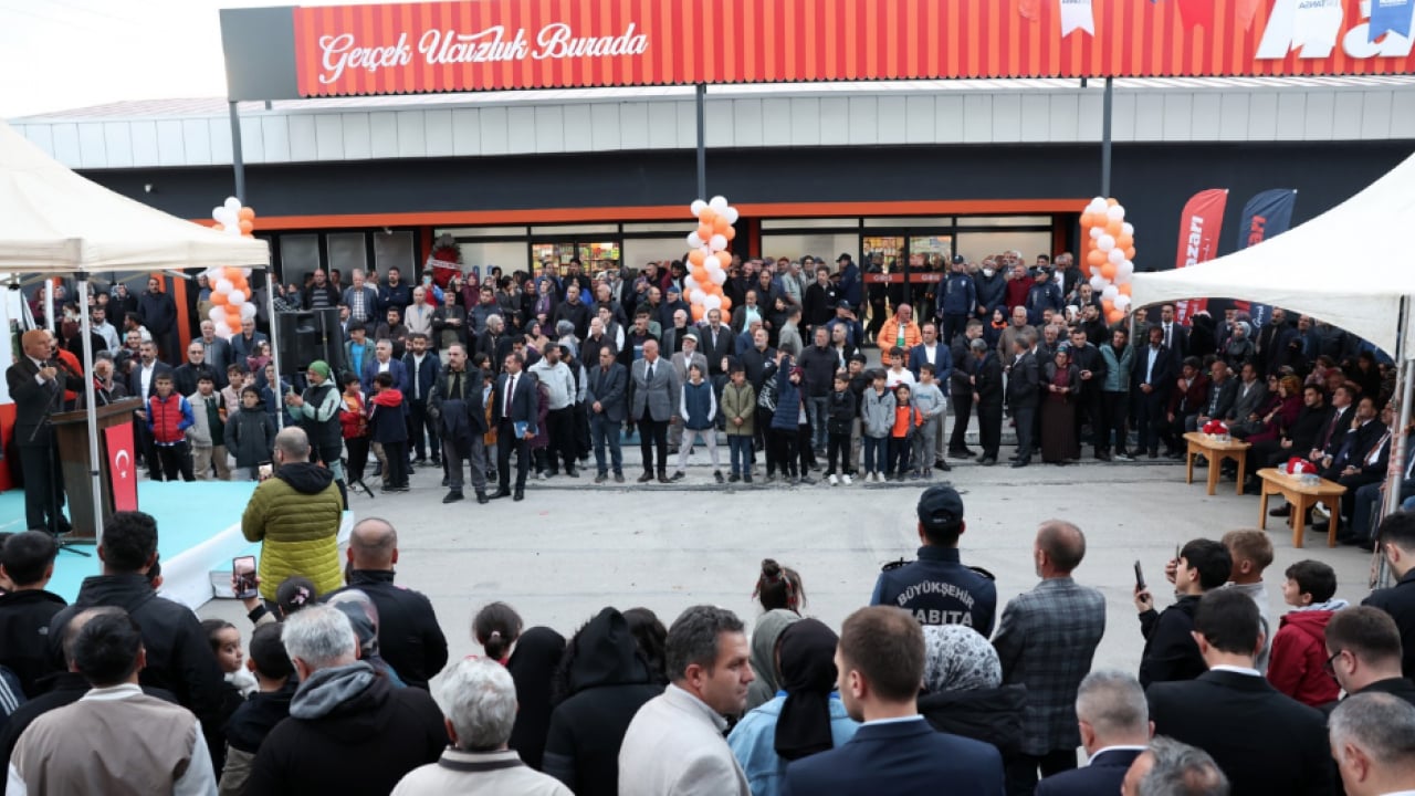 Foto - Erzurum'da sosyal belediyecilik: Ucuz su, ucuz ulaşım, ucuz gıda... Vatandaşın yüzünü güldürüyor