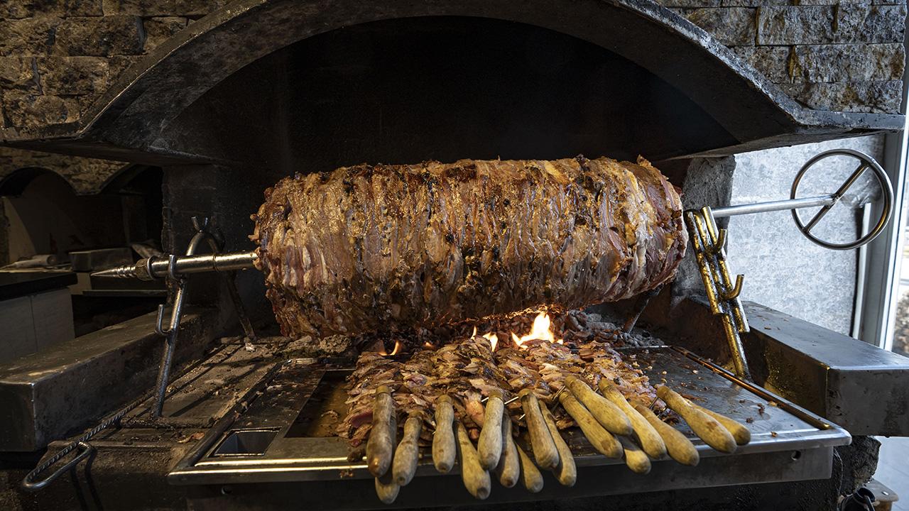 Foto - Erzurum’un cağ kebabı dünyanın en iyi 10 yemeği arasına girdi