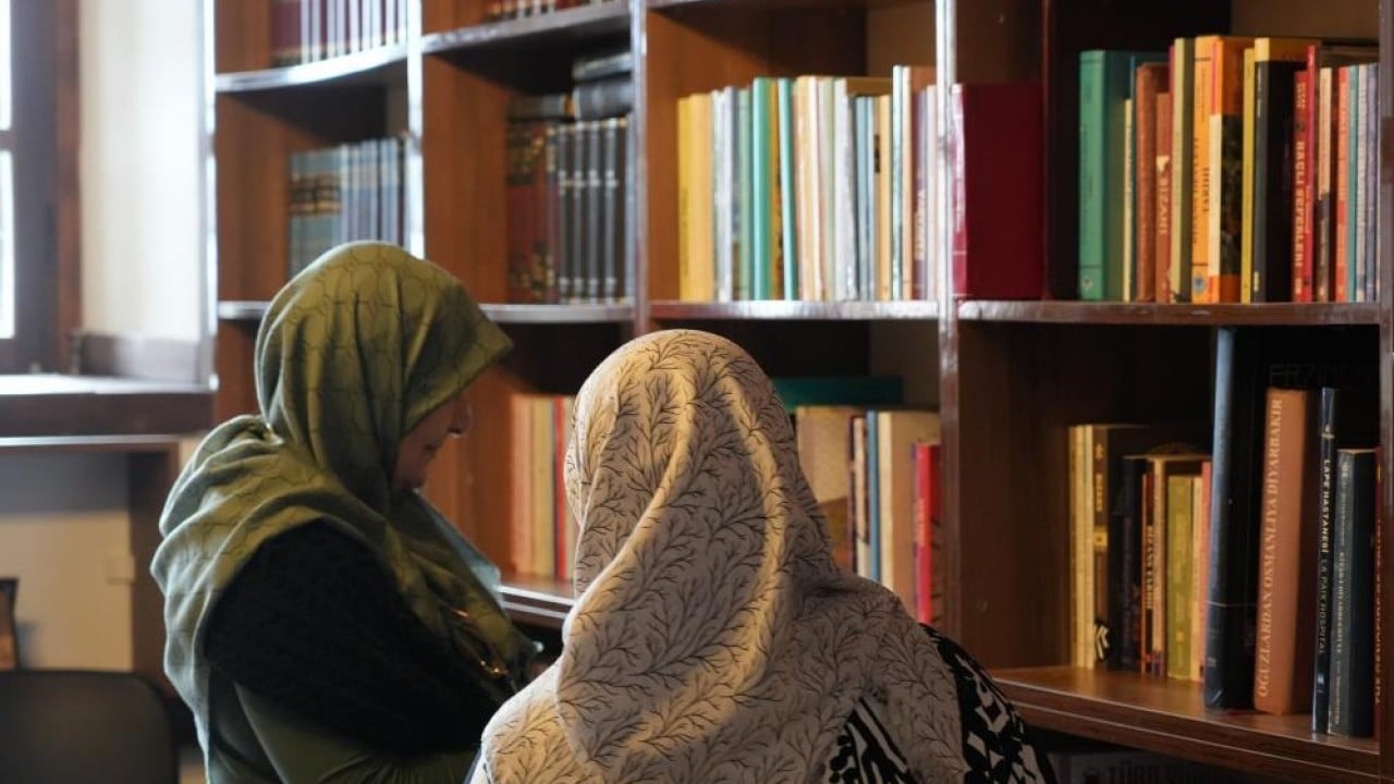 Foto - Erzurum'un kitap kurdu hanımları!