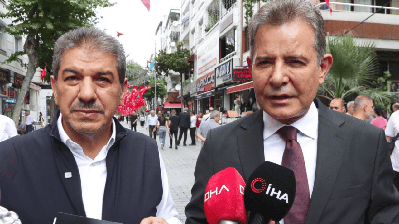 Foto - Esenler'de esnafa Türk bayrağı dağıtıldı: Bağımsızlık direnişi nasıl olur, tüm dünyaya gösterdik