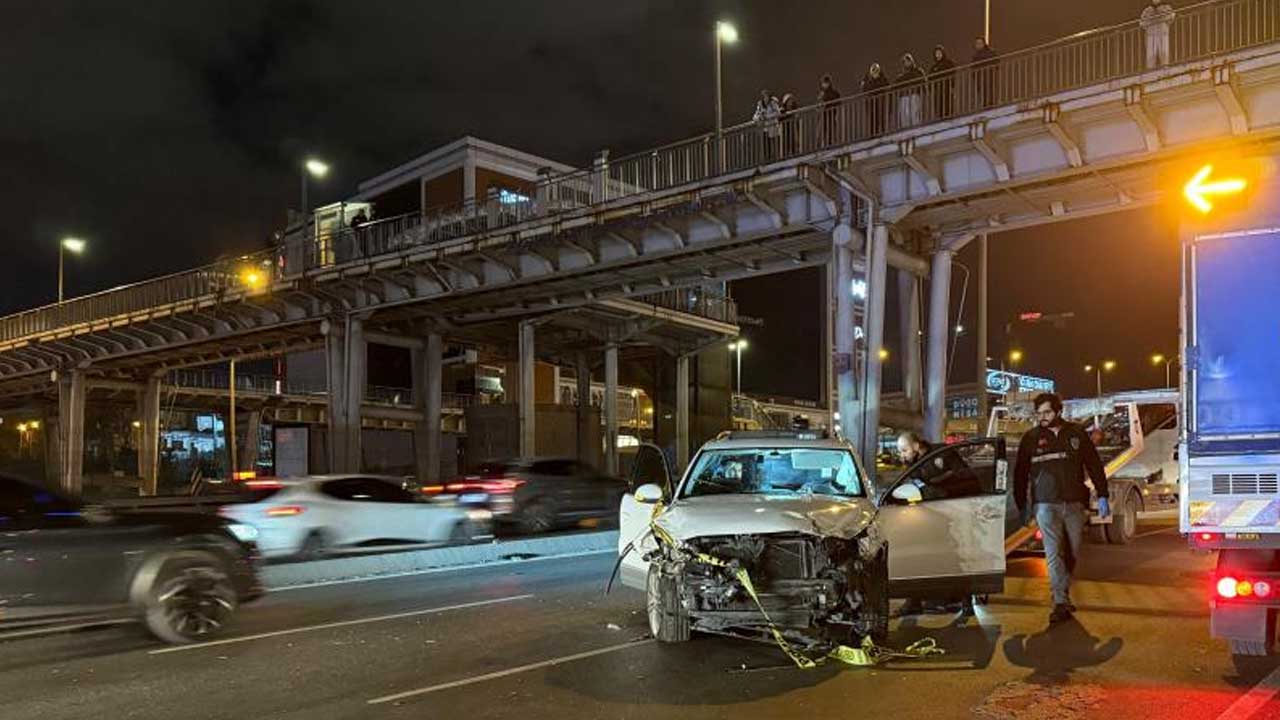 Foto - Esenyurt E-5'te feci kaza