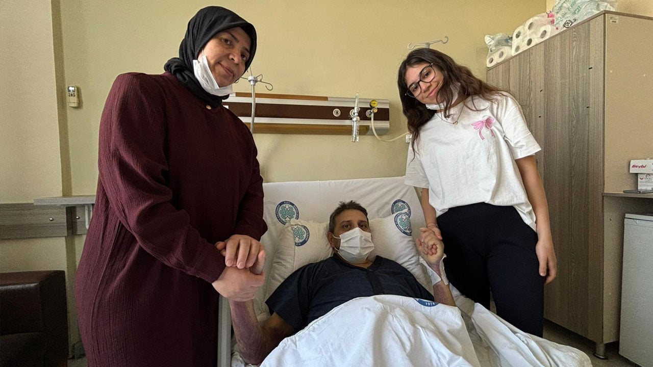 Foto - Eşi için yaptığı fedakarlık gözleri yaşarttı