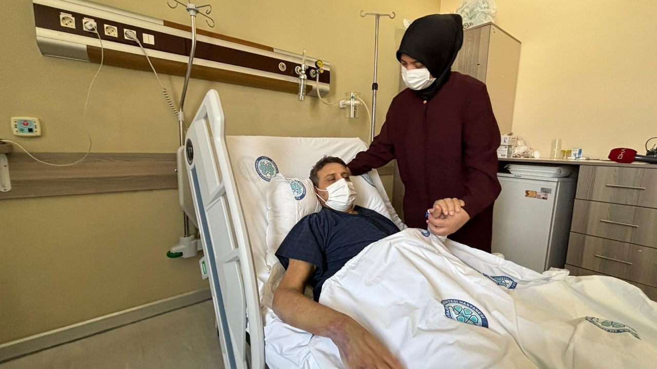 Foto - Eşi için yaptığı fedakarlık gözleri yaşarttı