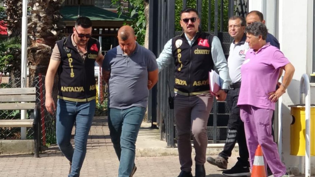 Foto - Din öğretmeni eşini katleden şahıs tutuklandı! Tayin kavgası cinayetle bitti