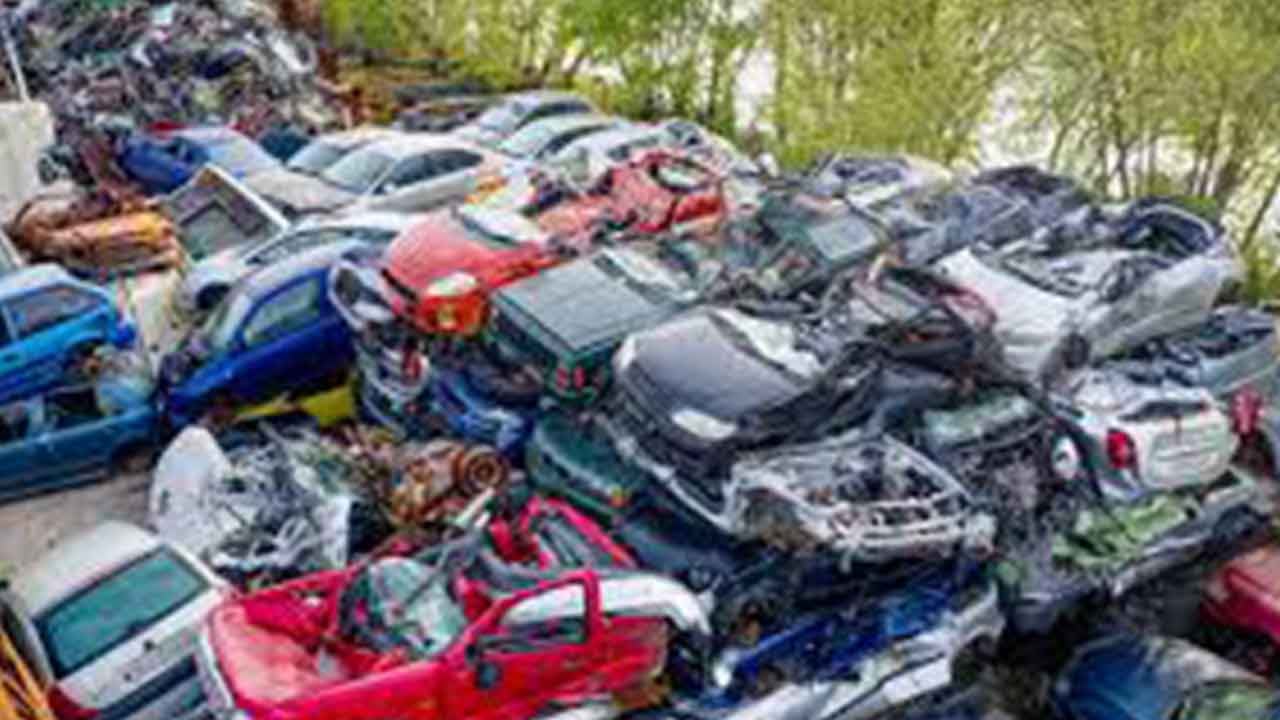 Eski arabası olan merakla bekliyor: Hurda Teşviki son durum belli oldu