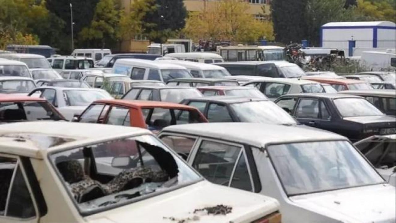 Foto - Eski arabası olan vatandaşlar hayal kırıklığına uğrayacak! Hurda teşviği ile ilgili şok haberi verdi