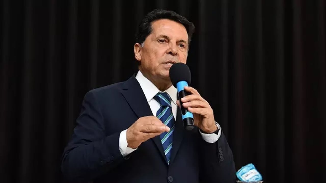 Foto - Eski CHP’li başkan Ahmet Özer’in tahliyesine karar verilmişti! Cezaevinden çıkar çıkmaz yaptığı Bahçeli çıkışı olay oldu