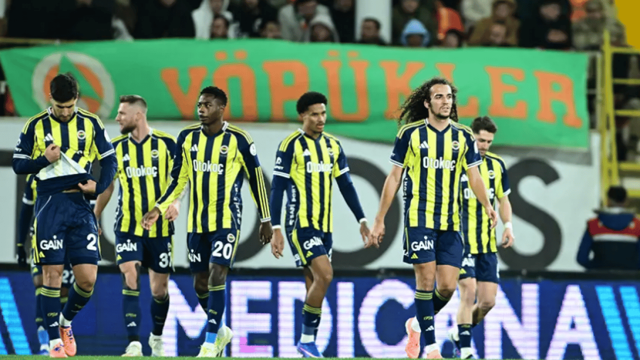 Eski hakemler yorumladı! İşte Alanyaspor-Fenerbahçe maçındaki tartışmalı kararlar