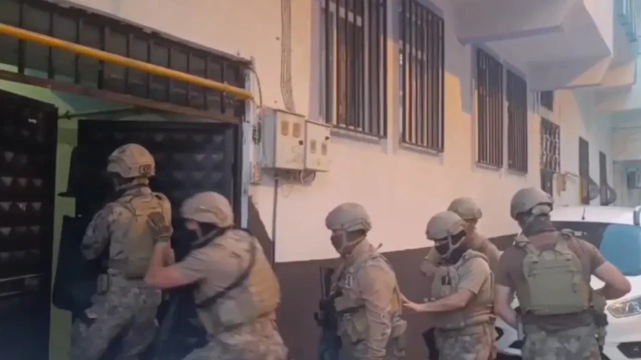 Foto - Eski istihbaratçı DEAŞ'in Türkiye'de harekete geçmesi için emri kimin verdiğini açıkladı: Düğmeye bastılar