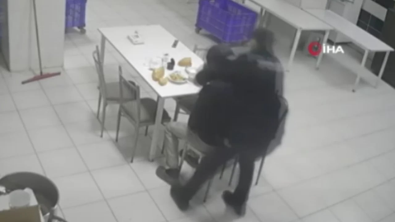 Foto - Eskişehir'de akıllara zarar büyü cinayeti! Koyunlarımın gözü şişti diye komşusunu demir çubukla vahşice katletti!