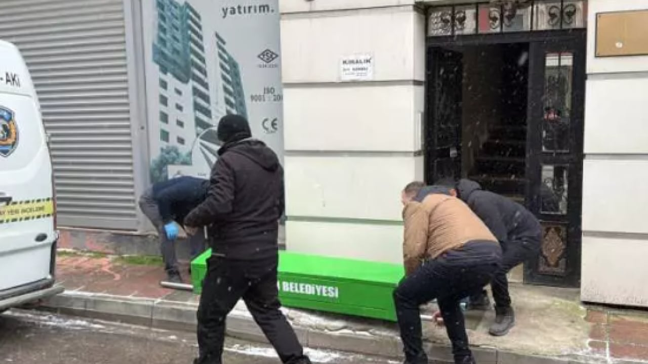 Foto - Eskişehir'de esrarengiz olay: 7. kattan atladığı evde ceset bulundu!
