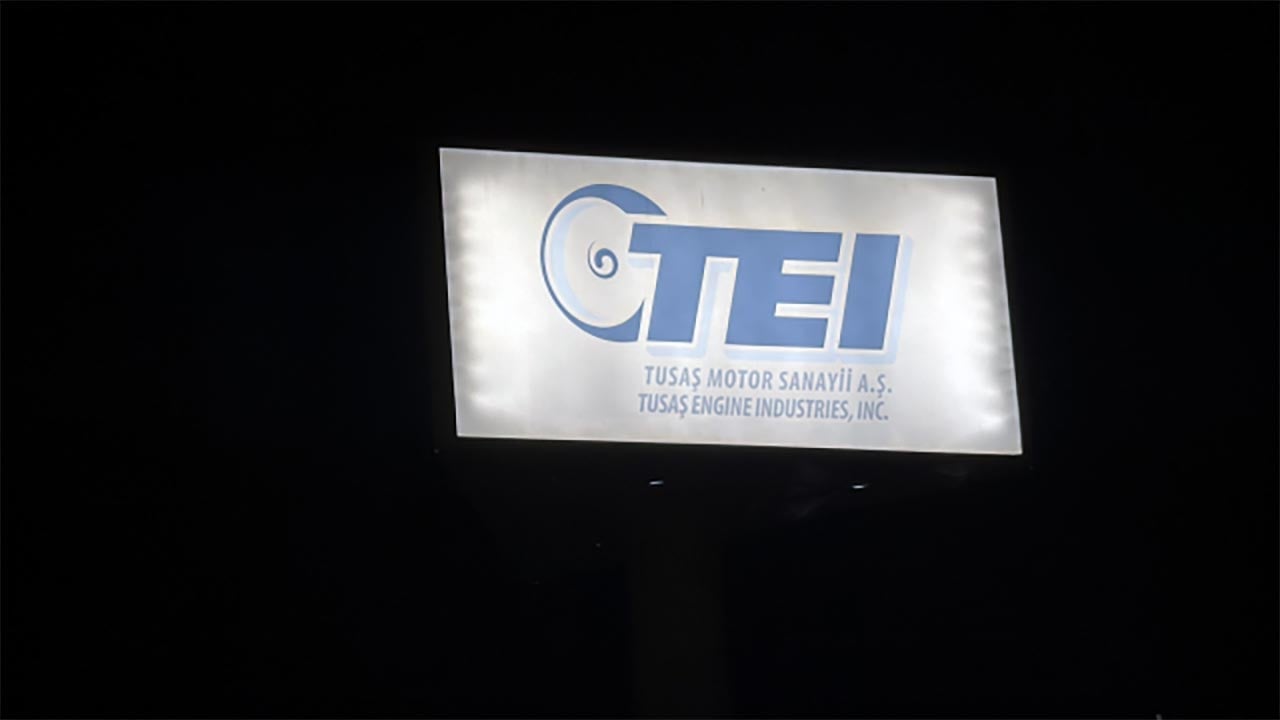 Foto - Eskişehir’de TEI yerleşkesinde yangın! Savunma sanayi tesisinde ekipler seferber oldu