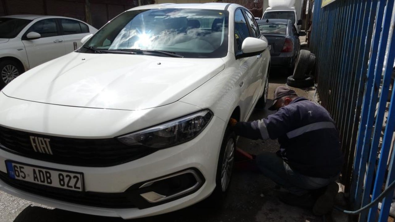 Foto - Esnafta ‘15 Nisan' yoğunluğu O ilimizde yasak kalktı ama kar kalkmadı