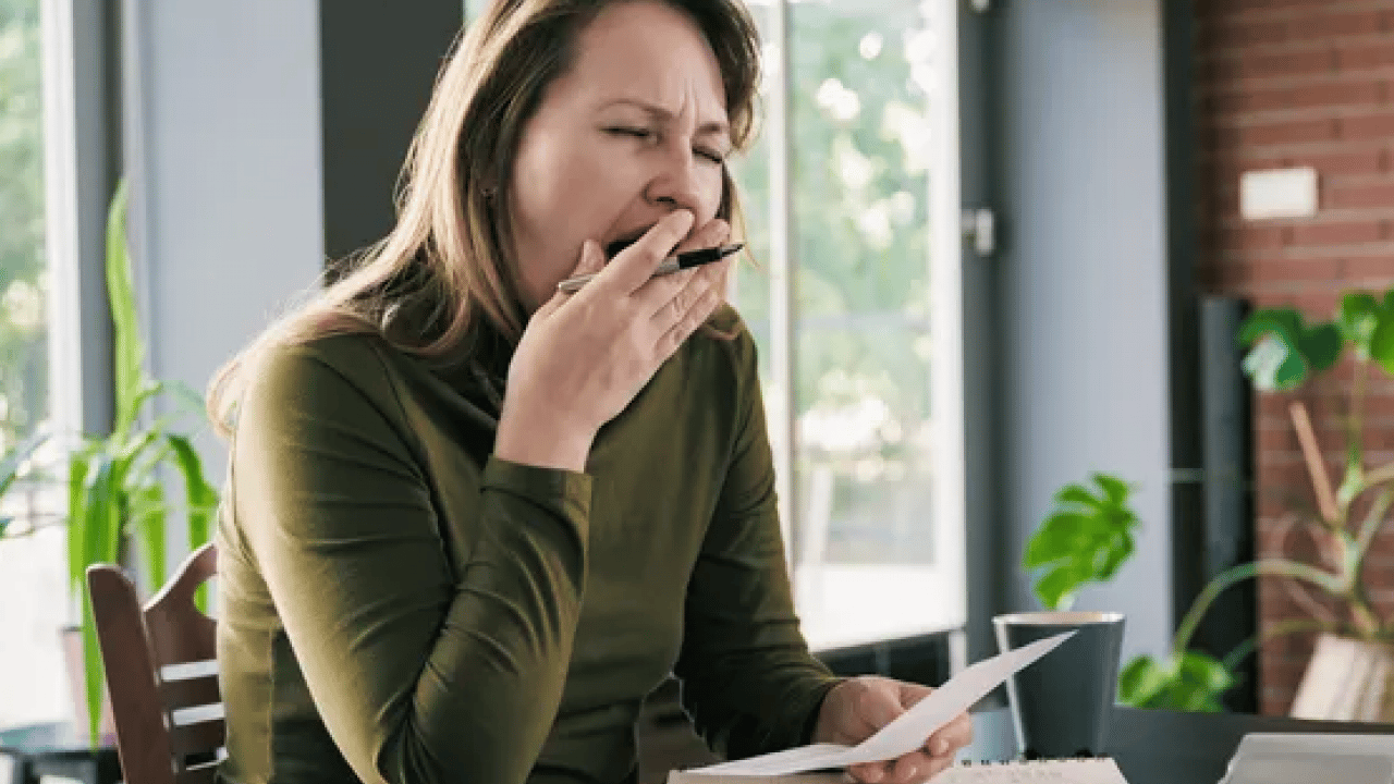 Foto - Esnemek neden bulaşıcıdır?