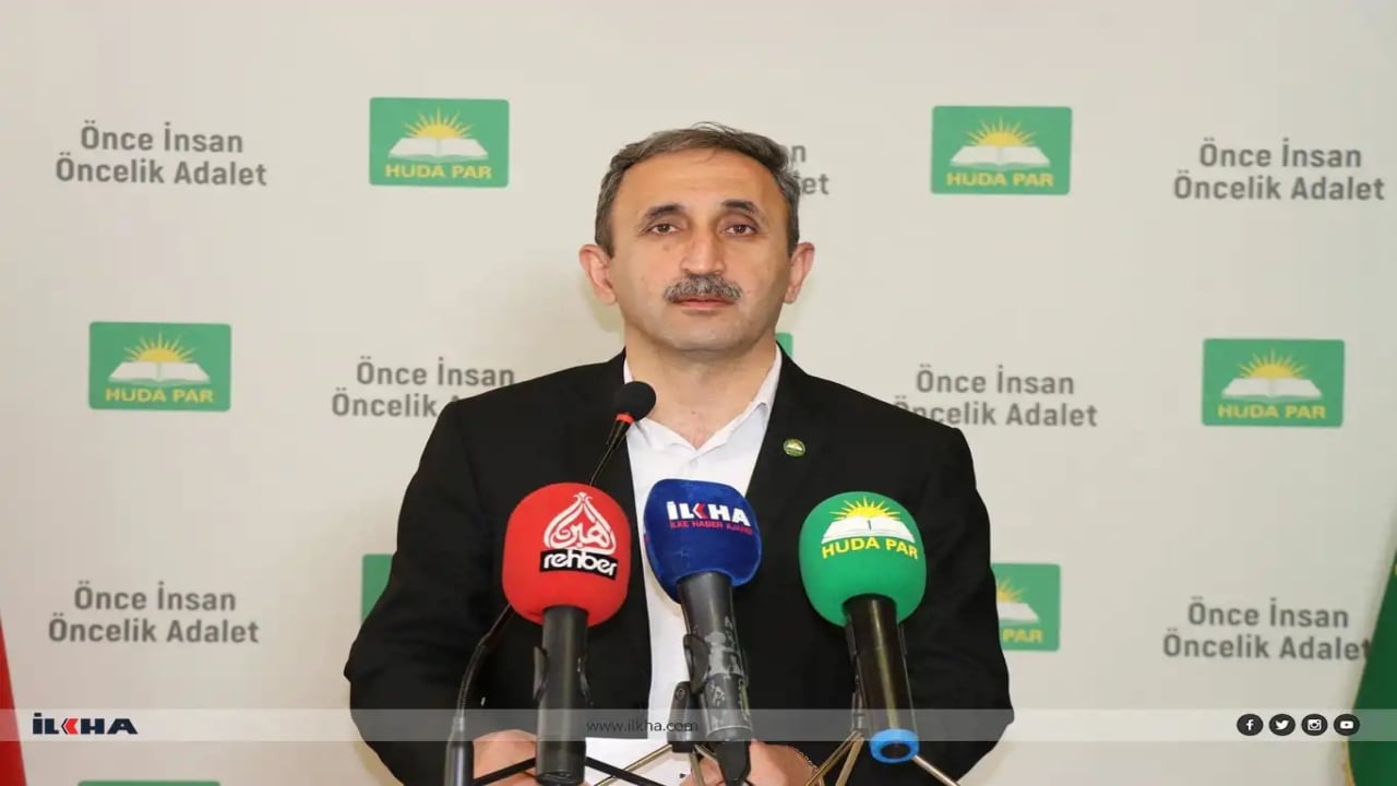 Foto - Esra Erol’un "şeriat" çıkışına bir tepki de Hüda Par’dan! Resmen bombaladılar