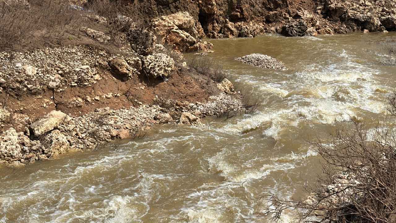 Foto - Esrarengiz olay: Türkiye'nin tonlarca suyu bir anda kayboluyor, Suriye'de çıkıyor olabilir