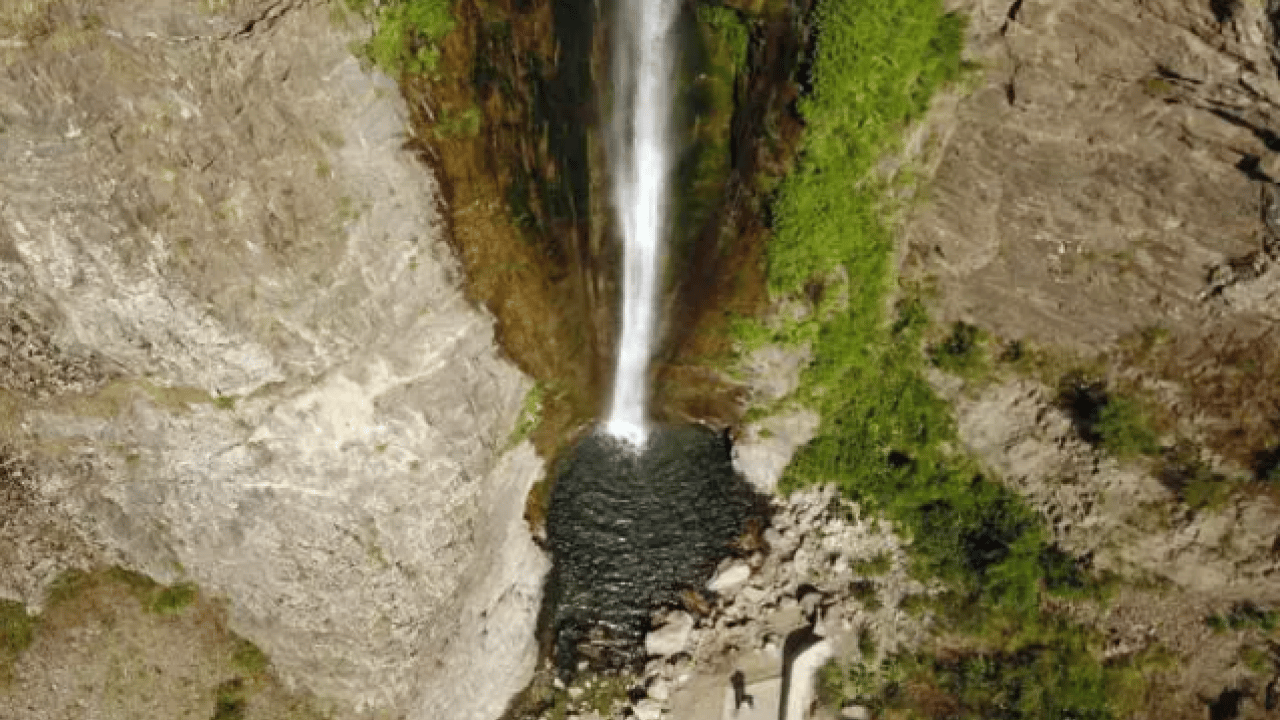 Foto - Eşsiz doğasıyla büyülüyor! Burası İsviçre değil Türkiye!