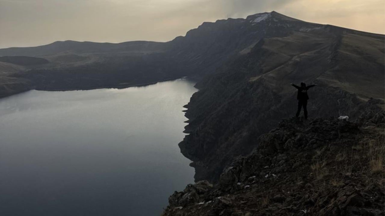 Foto - Eşsiz manzara eşliğinde Nemrut Kalderası'nda 12 saatlik zorlu yürüyüş!