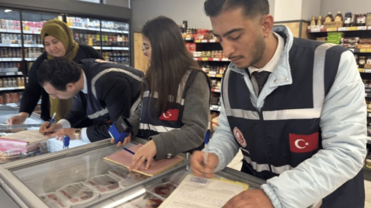 Foto - Bayram öncesi bu tuzağa dikkat: İkisi arasında dağlar kadar fark var!