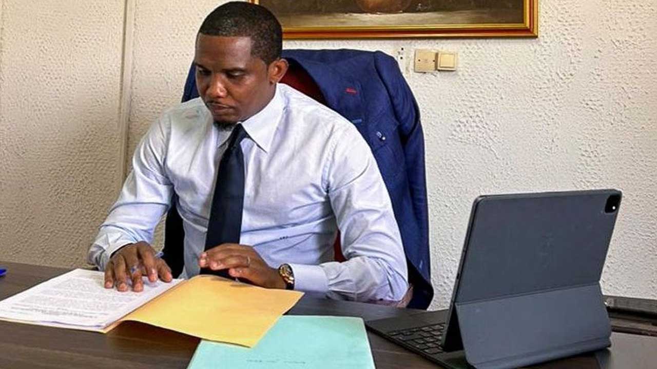 Foto - Eto'o, Mbappe'ye sahiplendi