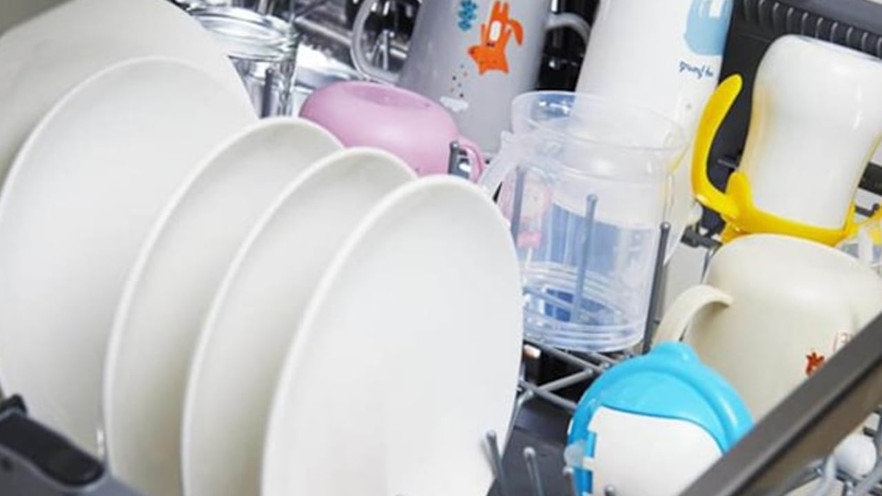 Foto - Ev yapımı, sıvı bulaşık deterjanı: İçine 1 tane koyun haftanın her günü kullanın! Bunu duyan yapmaya başladı