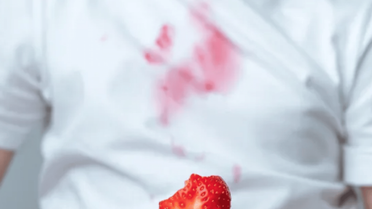 Foto - Evde 5 basit adımda lekelere veda... Damlayan meyve lekeleri kabus olmasın!