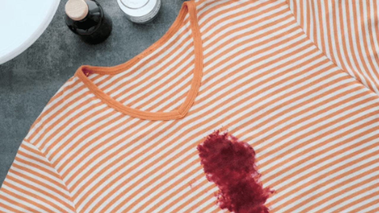 Foto - Evde 5 basit adımda lekelere veda... Damlayan meyve lekeleri kabus olmasın!