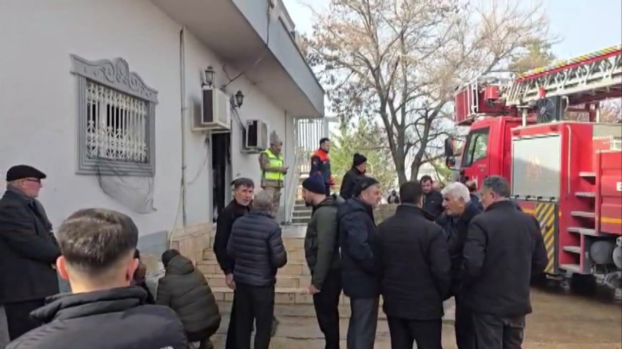 Foto - Evde yangın faciası: 2 kişi öldü, 2 kişi yaralandı