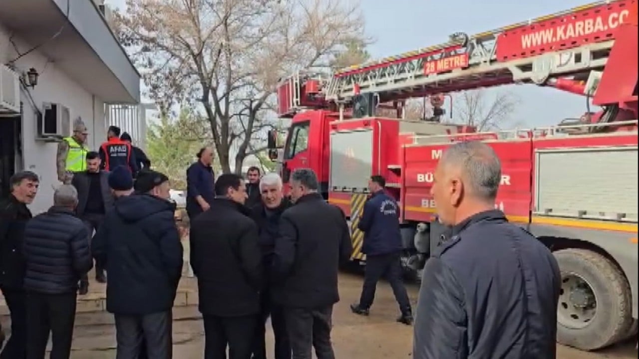 Evde yangın faciası: 2 kişi öldü, 2 kişi yaralandı