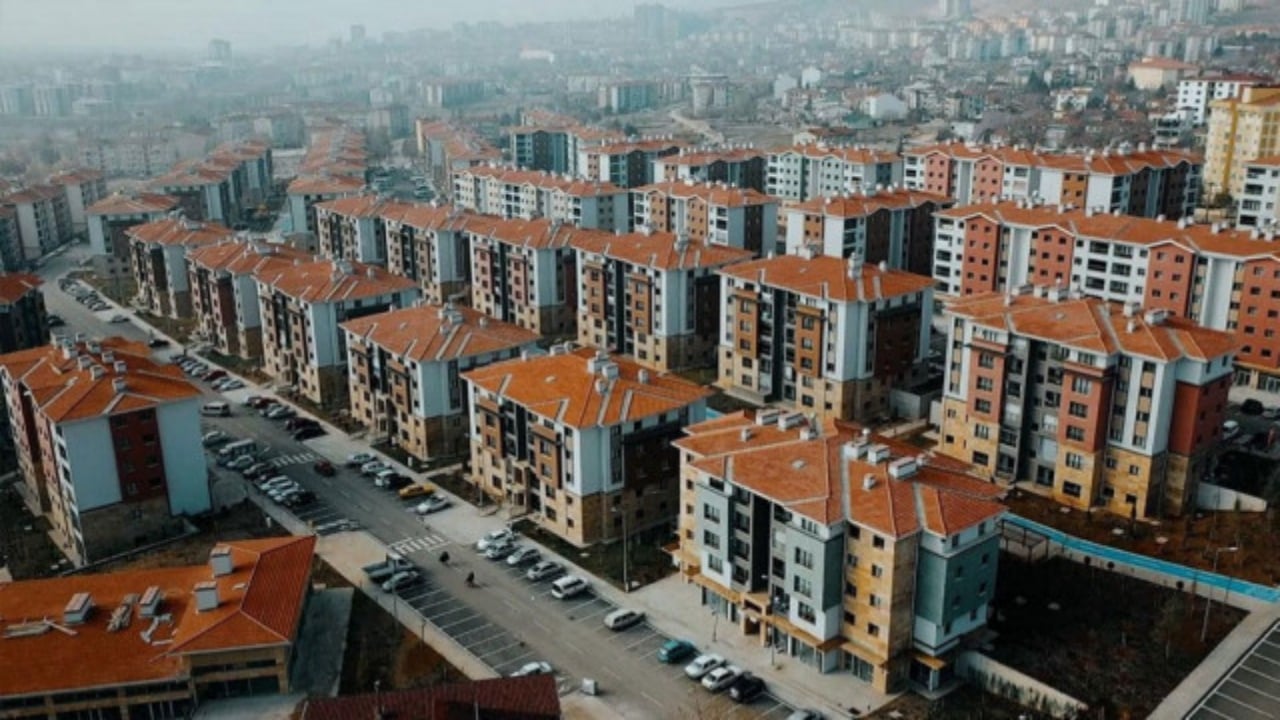 Evinizi kontrol etmezseniz satılabilir! 15 gün detayı korkuttu