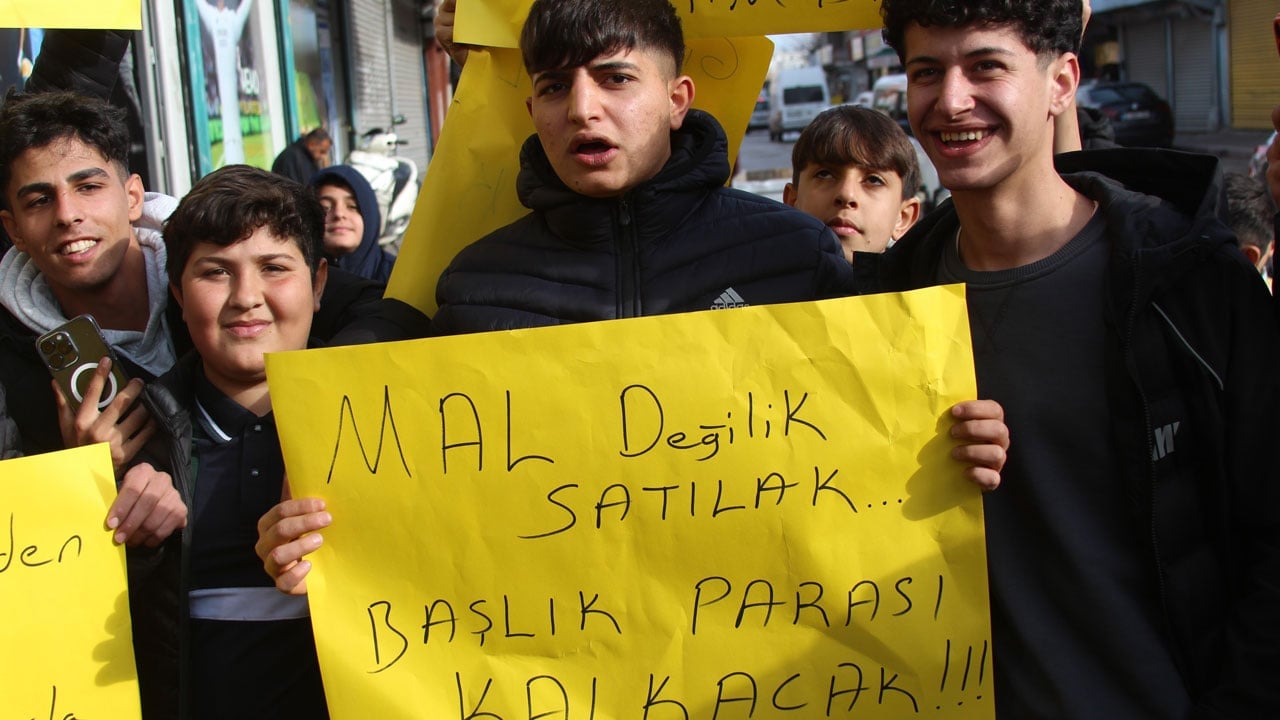 Foto - Evlilik hayali paraya takıldı! 1 milyonluk başlık parası gençleri sokağa döktü