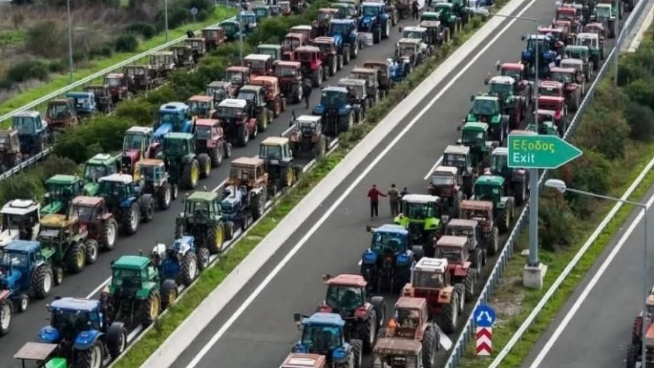Foto - Eylemler artarak devam ediyor! Yunanistan'da gerilim arttı