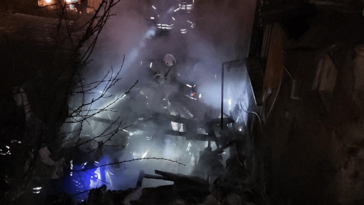 Foto - Eyüpsultan’da korkunç yangın! 1 ölü 1 yaralı