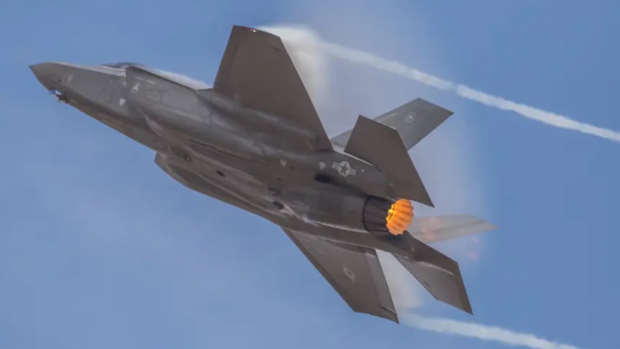 Foto - F-35 savaş uçağı özellikleri nelerdir, fiyatı ne kadar ve menzili kaç km? Türkiye'ye F-35 verilecek mi?