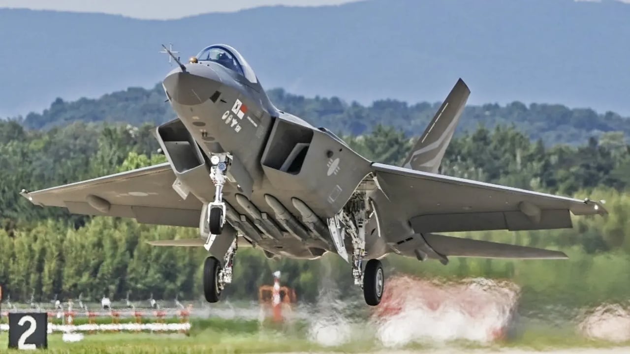 Foto - F-35 teknolojisiyle donatıldı, testleri parçaladı! "MiG katili" yerli canavar jet, göklerin yeni kralı olmaya geliyor