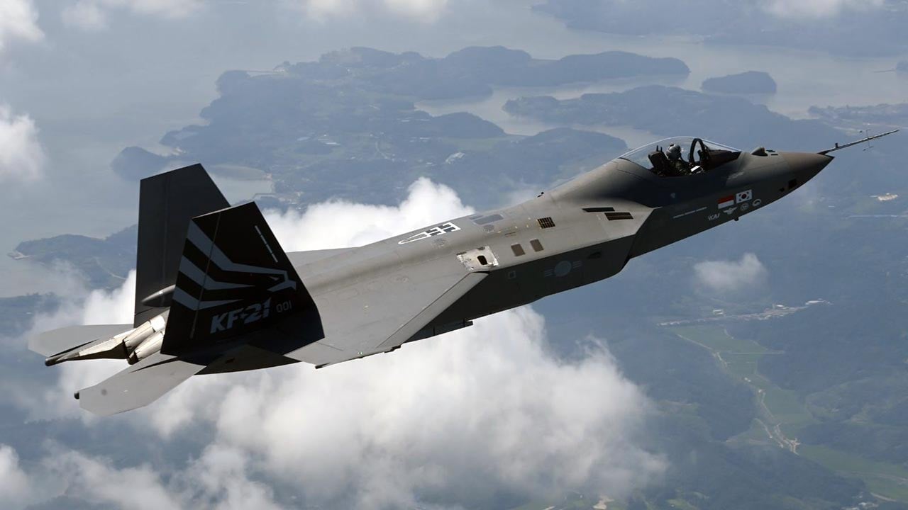 Foto - F-35'i tahtından edecek savaş uçağı! KF-21'in fiyatı belli oldu